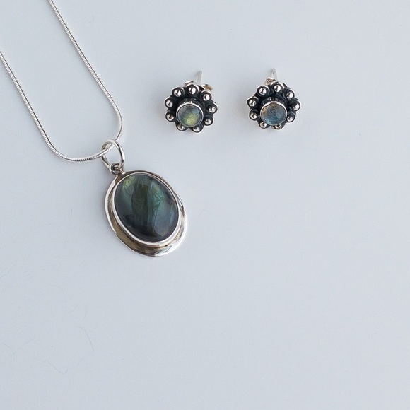 Sterling Silver Necklace Labradorite Pendant Stud Earring Jewelry Set .925 - Picture 2 of 15